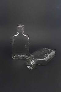 Водочная бутылка В-28-100-ФК в прозрачном стекле